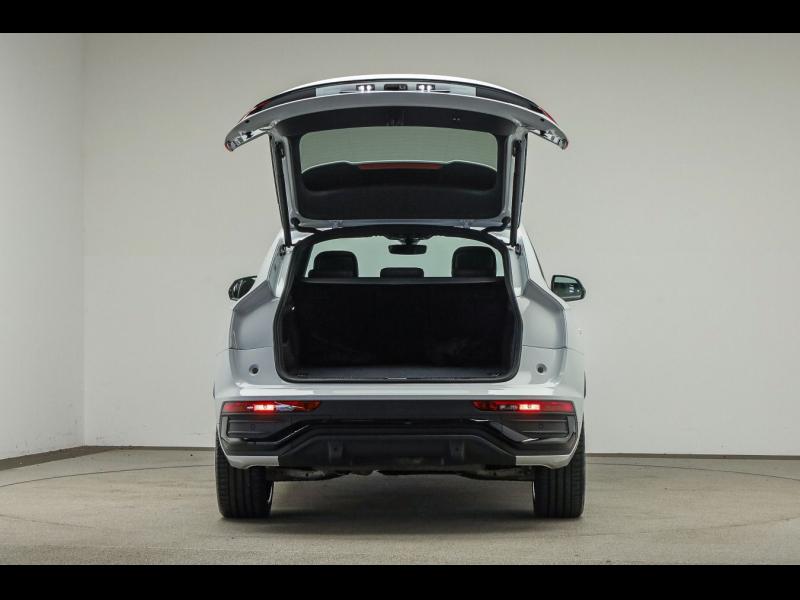 Audi Q5 Sportback S line – image 6 of 25