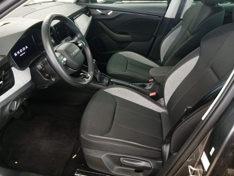Škoda Kamiq Tour – image 3 of 7