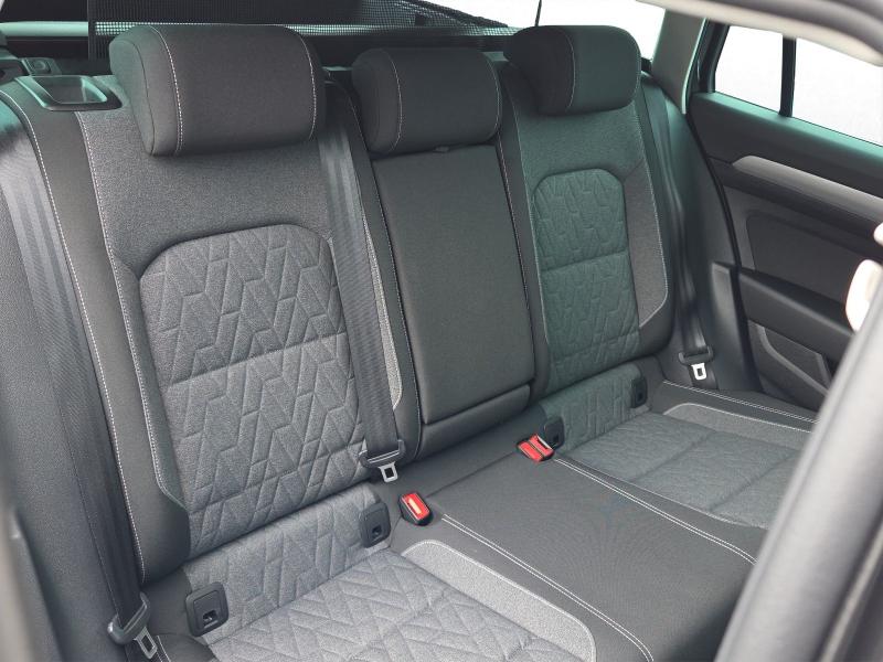 Volkswagen Passat Variant Business – Bild 15 von 18