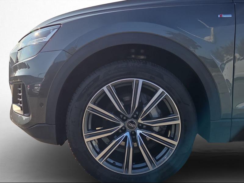 Audi Q8 S line – Bild 13 von 22