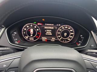 Audi Q5 S line – image 9 of 17