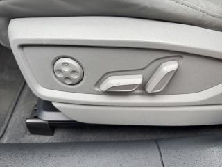 Audi Q5 S line – image 16 of 17