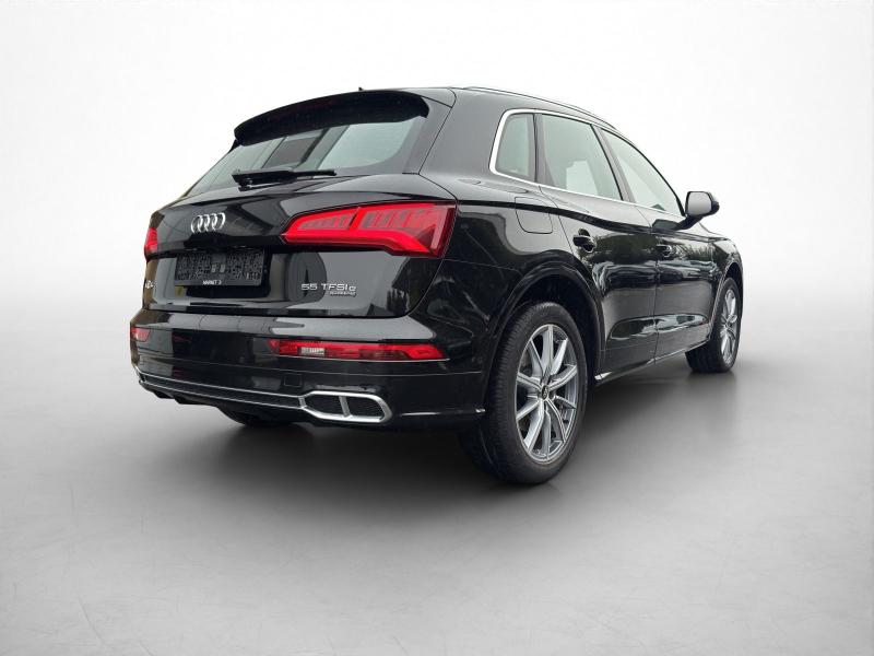 Audi Q5 S line – image 2 of 17