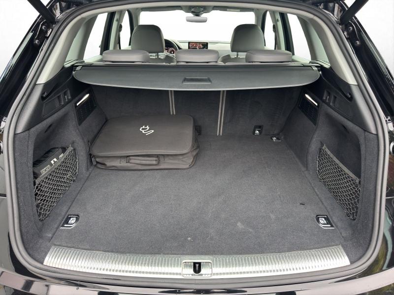 Audi Q5 S line – image 11 of 17