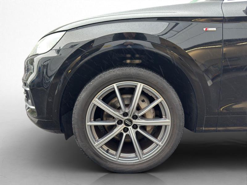 Audi Q5 S line – image 13 of 17
