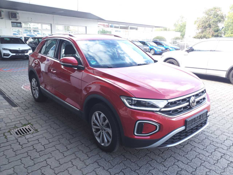 Volkswagen T-Roc Style – image 2 of 9