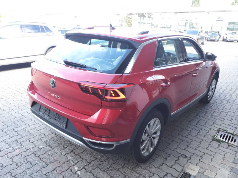 Volkswagen T-Roc Style – image 3 of 9