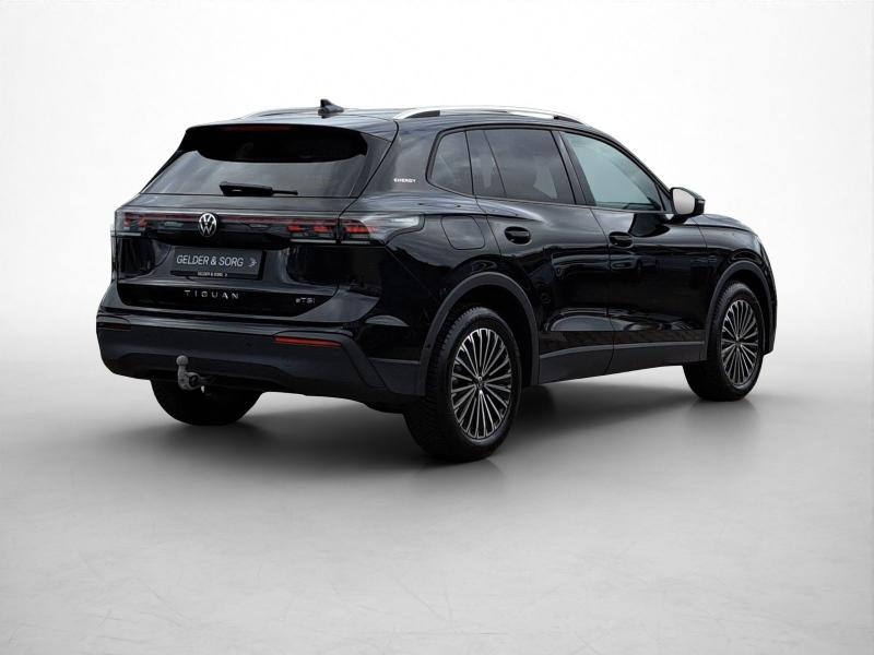 Volkswagen Tiguan LIFE – image 2 of 24