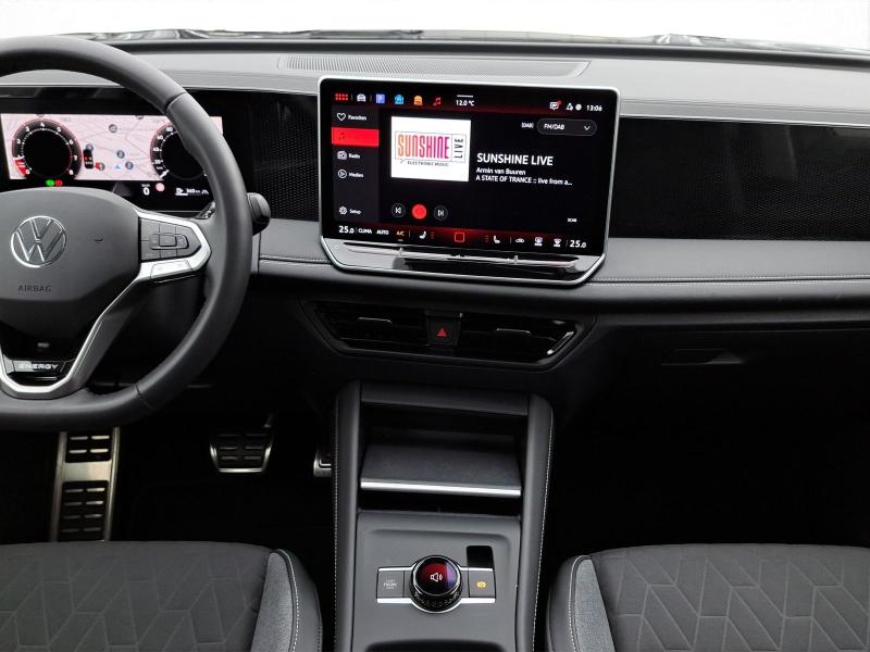 Volkswagen Tiguan LIFE – image 6 of 24