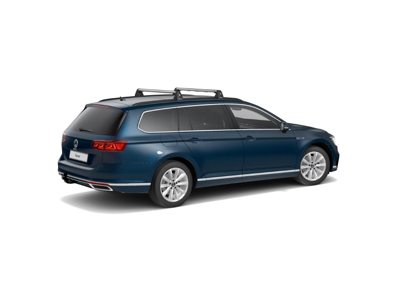 Volkswagen Passat Variant GTE – image 5 of 13