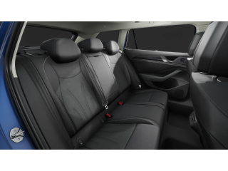 Volkswagen Passat Variant Elegance – image 13 of 14