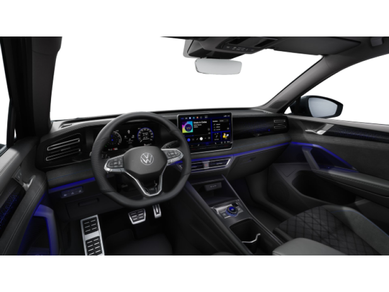 Volkswagen Tiguan R-Line – image 5 of 6