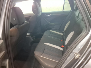 Škoda Kamiq Tour – image 4 of 6