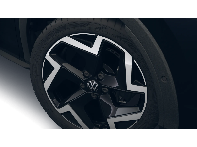 Volkswagen T-Roc R-Line – image 3 of 10