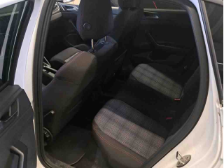 Volkswagen Polo GTI – image 7 of 8