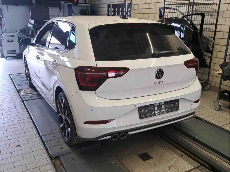 Volkswagen Polo GTI – image 4 of 8