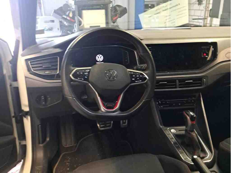Volkswagen Polo GTI – image 5 of 8