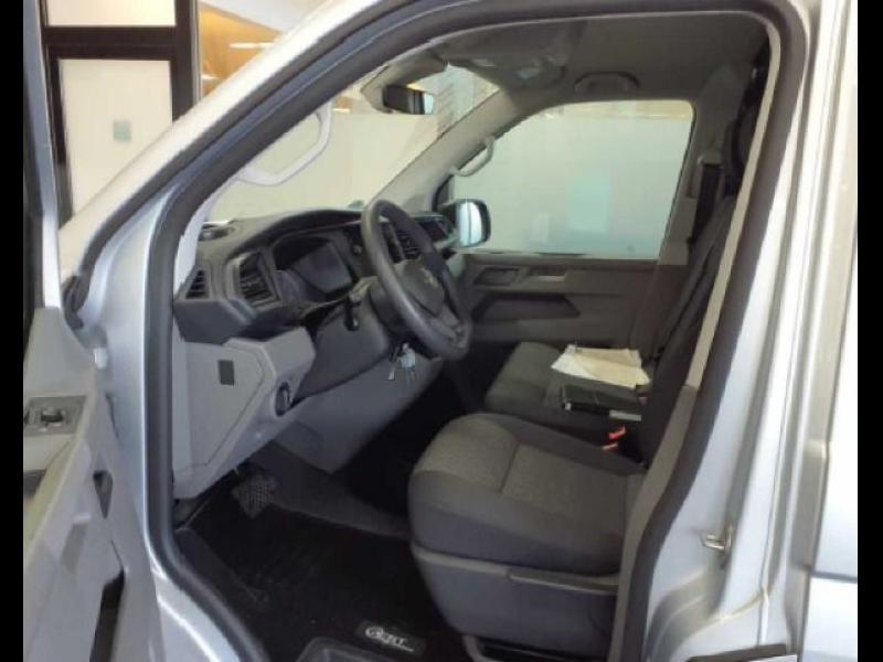 Volkswagen T6.1 Transporter BlueMotion – image 5 of 8