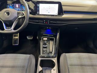 Volkswagen Golf GTE – image 7 of 16