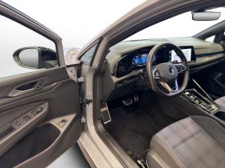Volkswagen Golf GTE – image 13 of 16