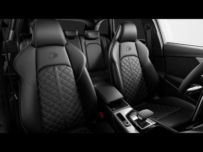 Audi A4 Avant S line – image 8 of 8
