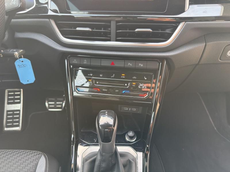 Volkswagen T-Roc Cabriolet R-Line – Bild 7 von 25