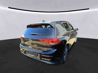 Volkswagen Golf Active – image 2 of 8
