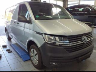 Volkswagen T6.1 Transporter BlueMotion – image 1 of 8