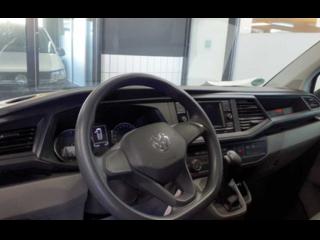 Volkswagen T6.1 Transporter BlueMotion – image 7 of 8
