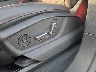 Audi Q8 S line – image 15 of 21