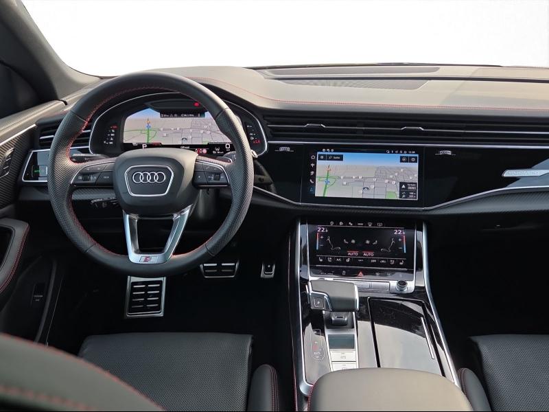 Audi Q8 S line – image 5 of 21
