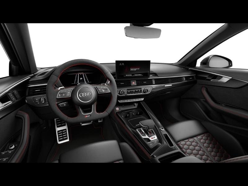 Audi RS 4 Avant – image 8 of 8