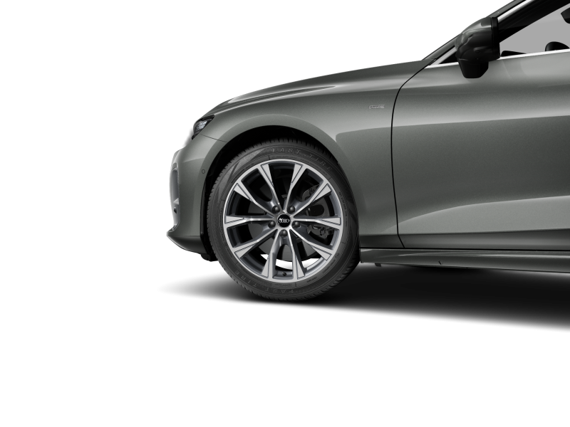 Audi A6 Avant S line – image 3 of 10