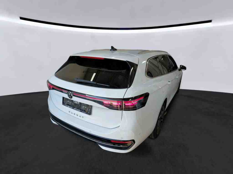 Volkswagen Passat Variant Elegance – Bild 2 von 8