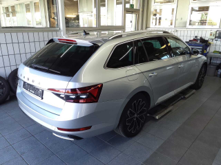 Škoda Superb – image 3 of 8