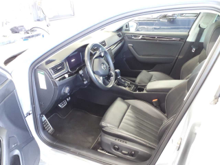Škoda Superb – image 5 of 8