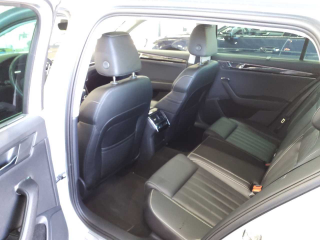 Škoda Superb – image 6 of 8