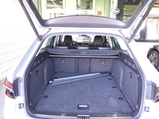 Škoda Superb – image 8 of 8