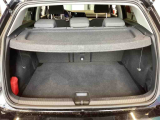 Volkswagen Golf Active – Bild 8 von 8