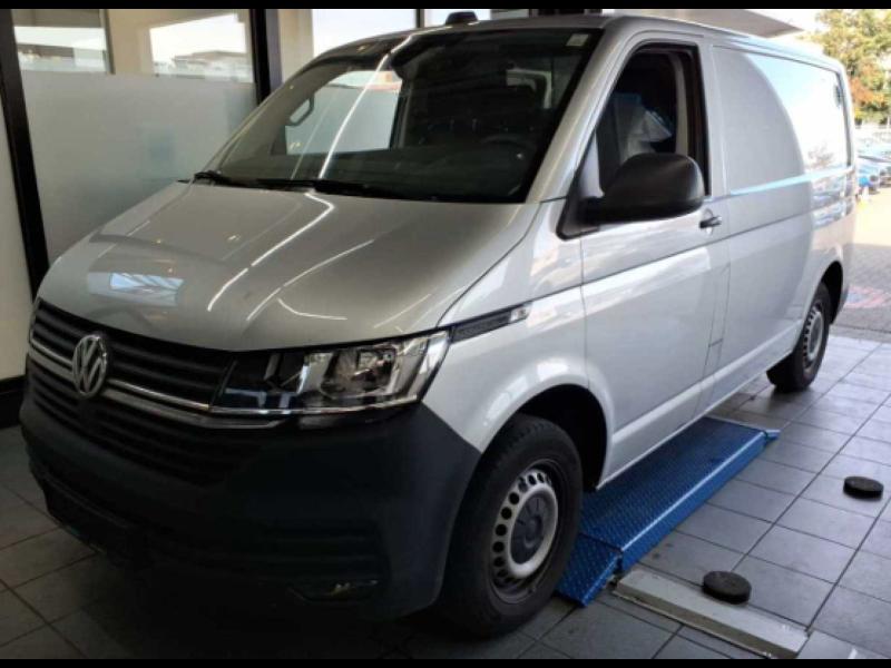 Volkswagen T6.1 Transporter BlueMotion – image 1 of 7