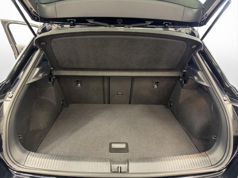Volkswagen T-Roc R-Line – Bild 11 von 16
