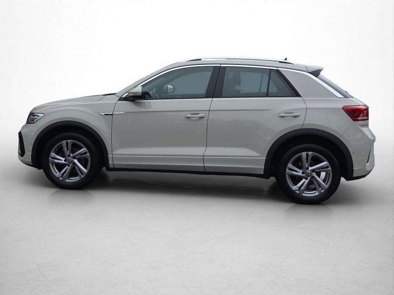 Volkswagen T-Roc R-Line – image 3 of 15