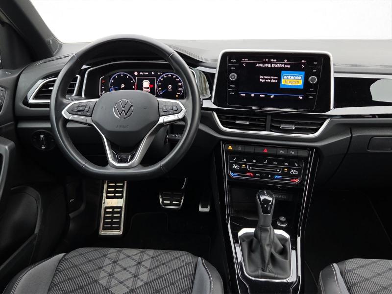Volkswagen T-Roc R-Line – image 5 of 15