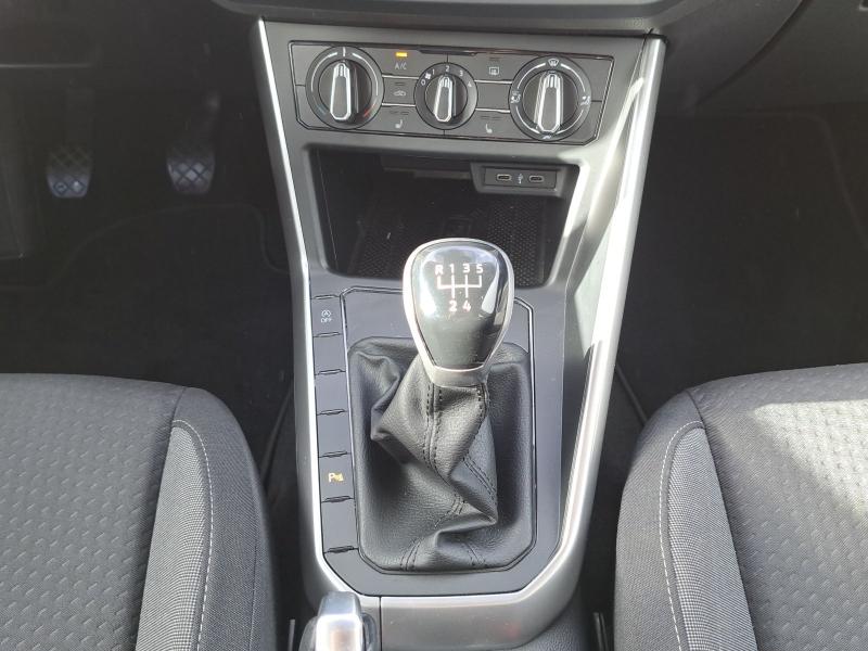 Volkswagen Polo LIFE – image 7 of 22