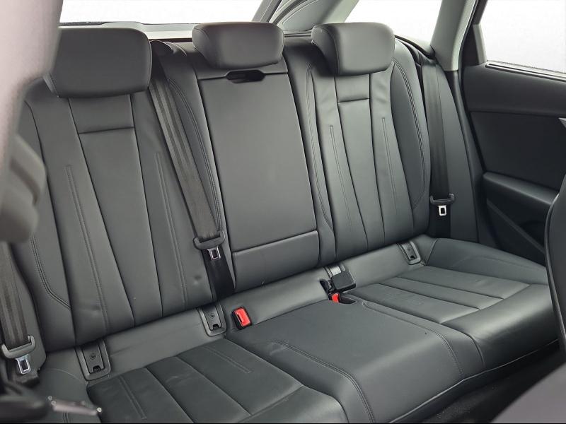 Audi A4 Avant advanced – image 16 of 21