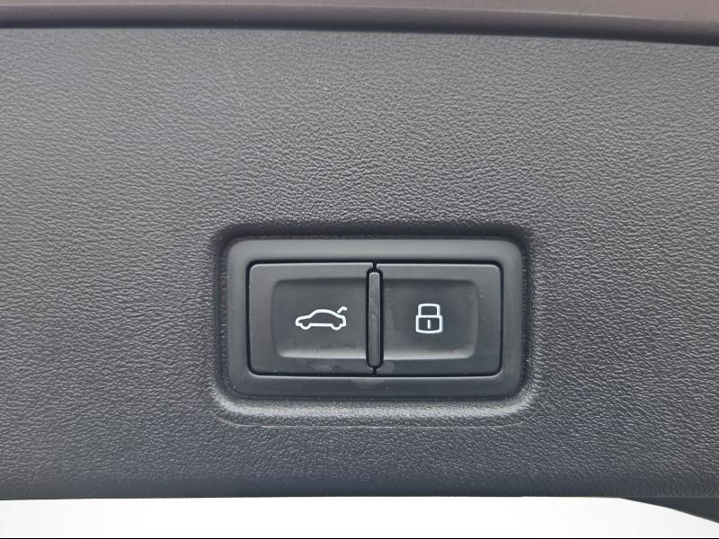 Audi Q4 e-tron Plus – image 12 of 22