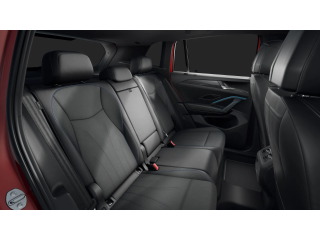 Volkswagen Tiguan R-Line – image 13 of 14