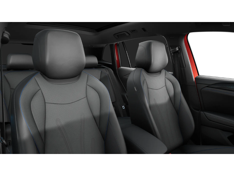Volkswagen Tiguan R-Line – image 14 of 14