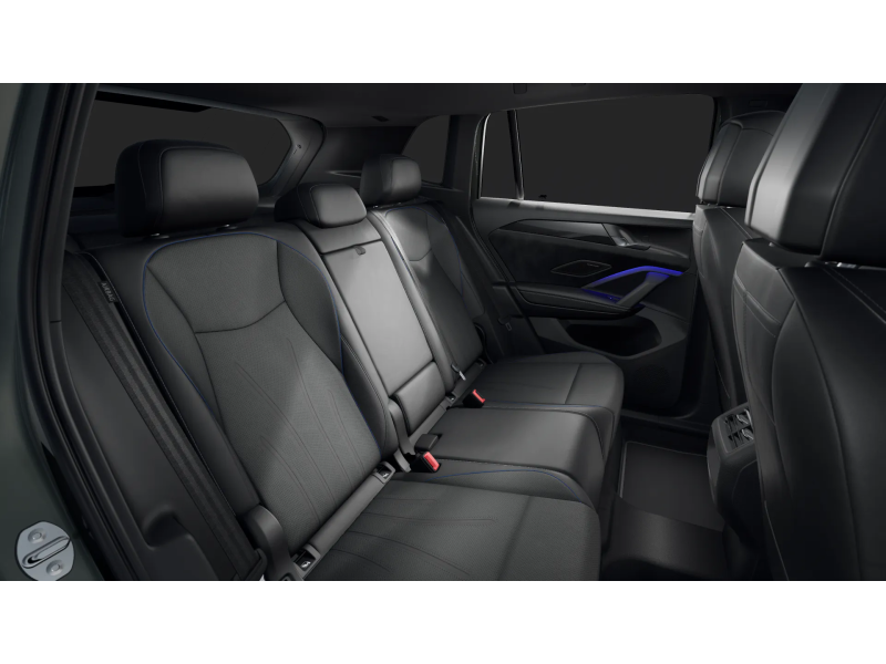 Volkswagen Tiguan R-Line – image 10 of 10