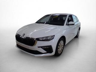 Škoda Scala Essence – image 1 of 6